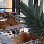 La Ora Hotel